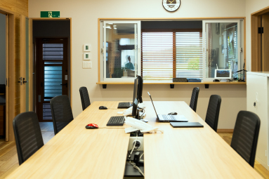 日野事業所 事務所