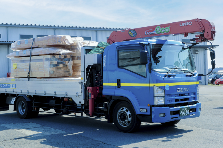 サンヨー運送トラック